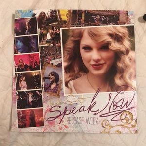 Rare!! Taylor Swift Speak Now Release week book